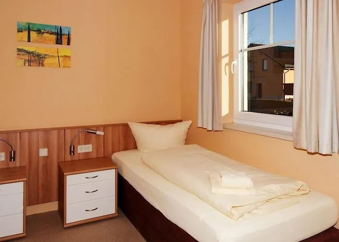 Seepark Auenhain Am Markkleeberger See, Cleaning Included * Markkleeberg